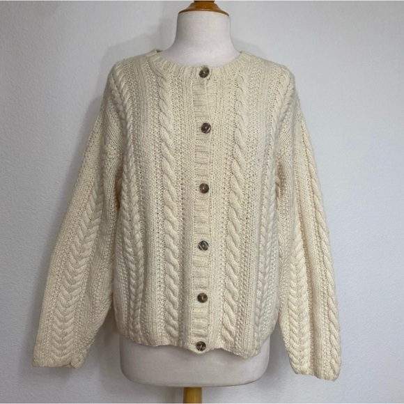 Vintage Sweaters - Vintage Women's Cream Thick Cable Knit Button Chunky Cardigan Size Large Classic